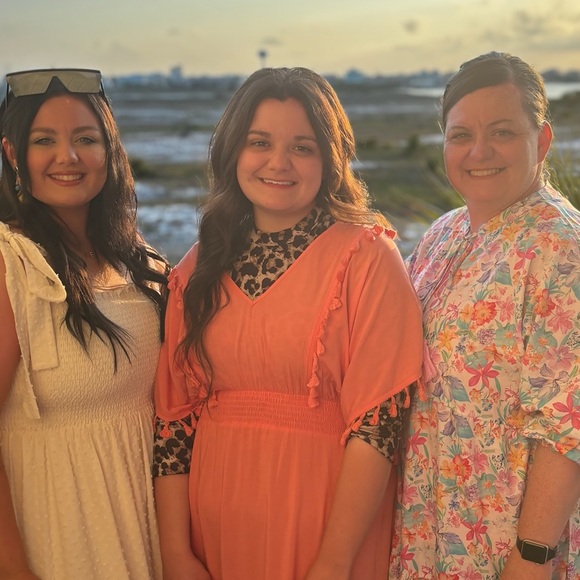 Meet your Posher, Nicky - Picture 13 of 16